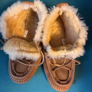 Men's L.L. Bean Wicked Good Lodge Chukka Boots Suede/Sheepskin Size 9M